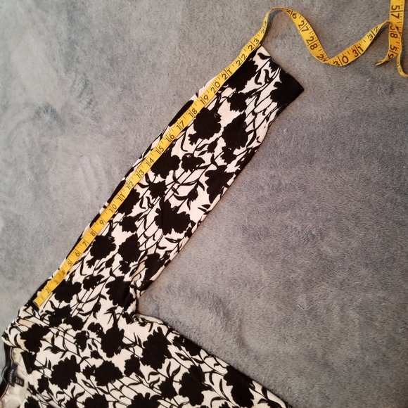 Lands End Cardigan Size M/P - Picture 3 of 5